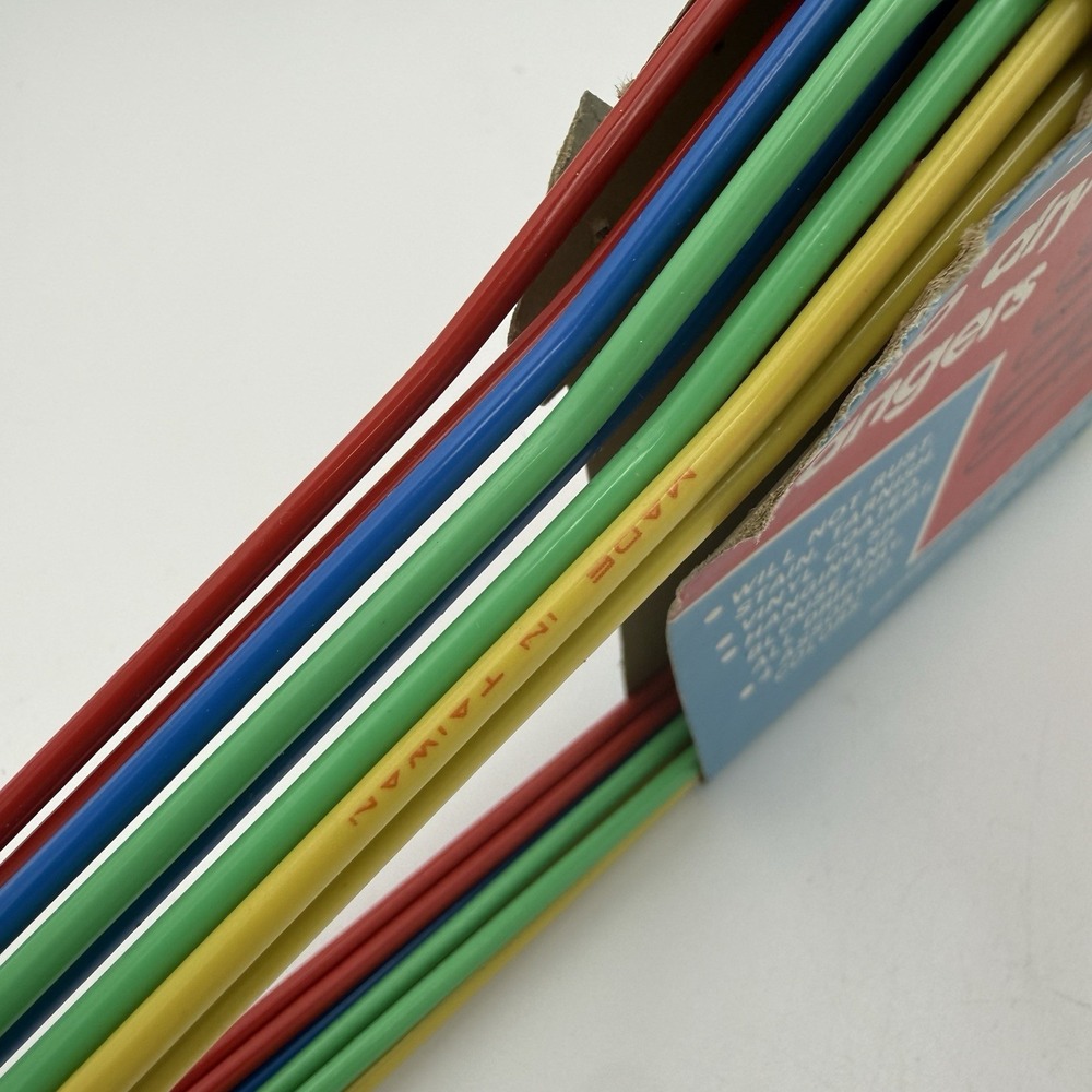 Vtg Drip Dry Hangers Metal PVC Coated 8 pack NOS Red Green Blue Standard MCM - Picture 6 of 8